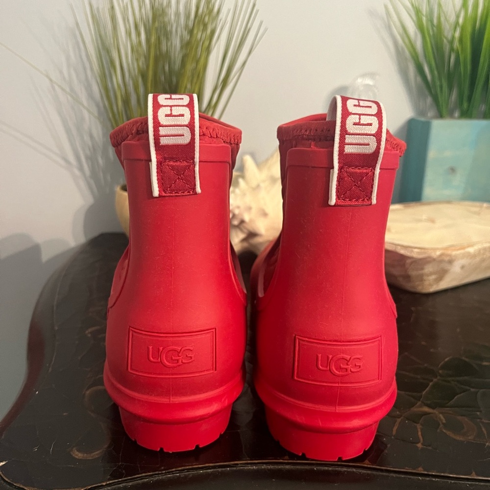 Brand new ugh rain boots ankle length